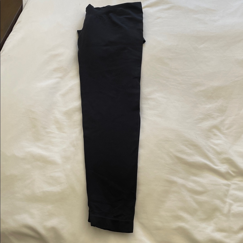 Women's Black Maternity Leggings - Picture 4 of 4